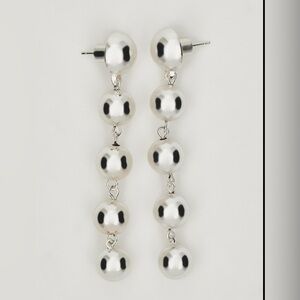 🔥🔥Massimo Dutti Ball Dangle earrings